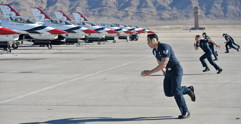Illustration for article titled Thunderbirds Are Go! Check Out These Sweet Shots Of The Team Readying For The '16 Season